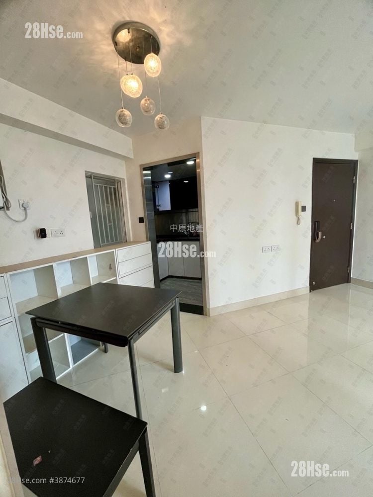 Kingswood Villas Sell 3 Bedrooms 630 ft²