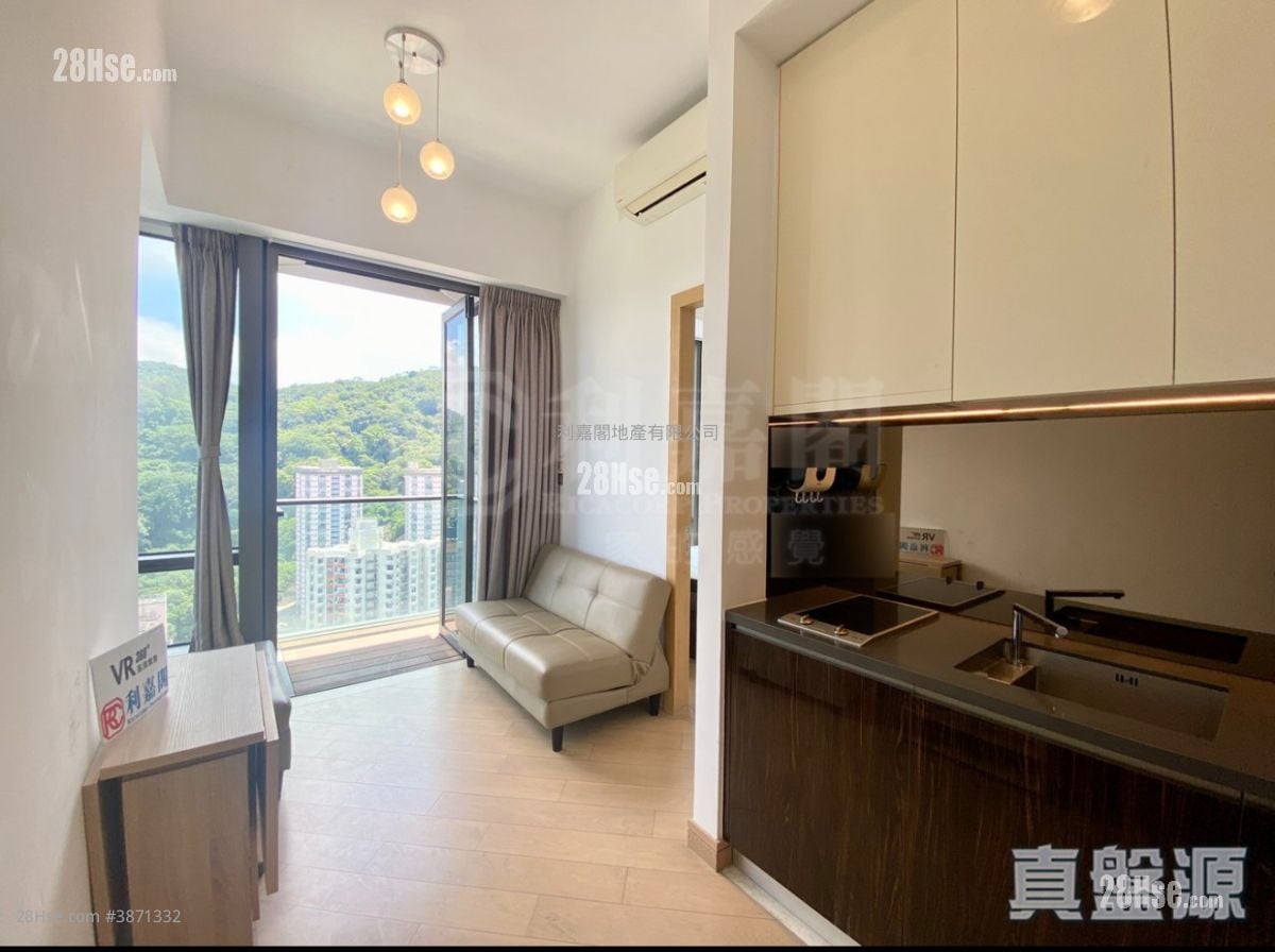 Jones Hive Sell 1 Bedroom 333 ft²