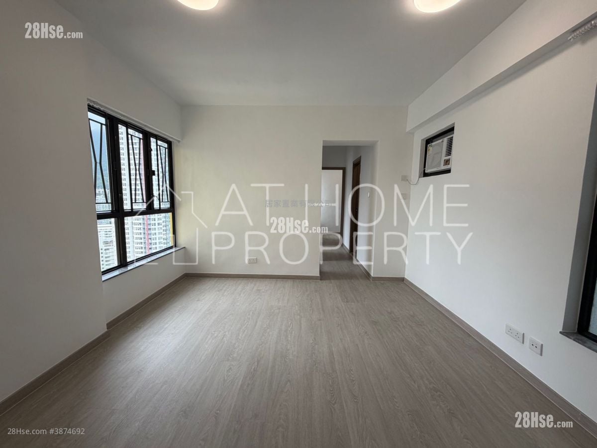 Centenary Mansion Rental 2 Bedrooms , 1 Bathroom 397 ft²