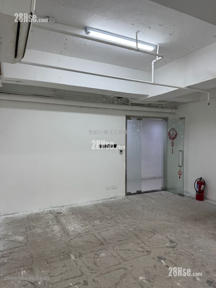 Harbour Centre Rental 1 Toilet 1,000 ft²