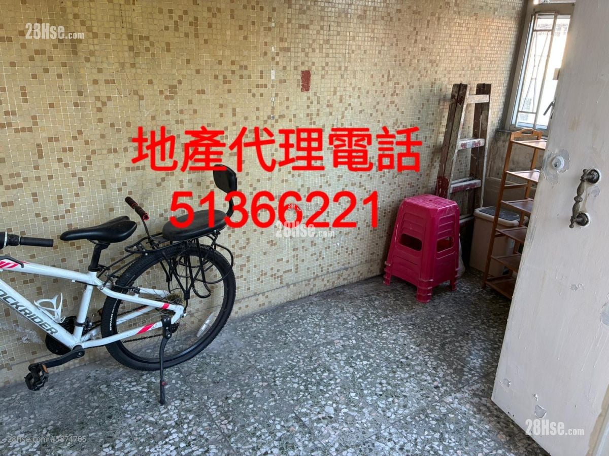 唐楼 租盘 2 房 , 1 浴室 490 平方尺