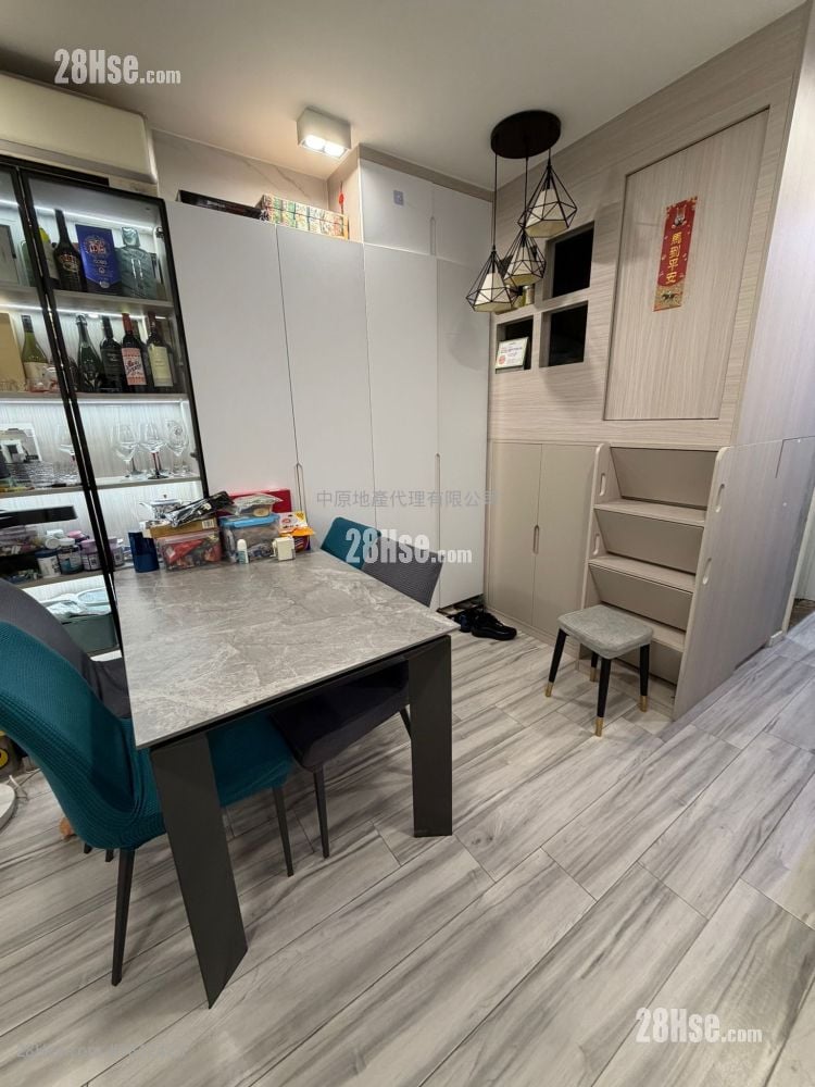 Park Central Sell 3 Bedrooms 646 ft²