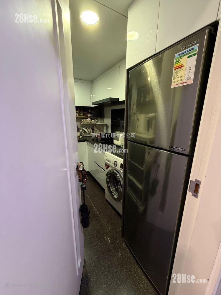 Park Central Sell 3 Bedrooms 646 ft²
