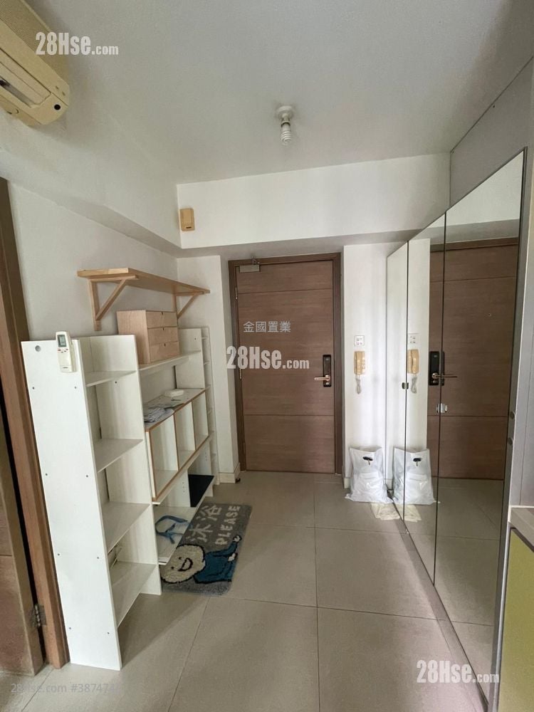 City 18 Rental 1 Bedroom , 1 Bathroom 248 ft²
