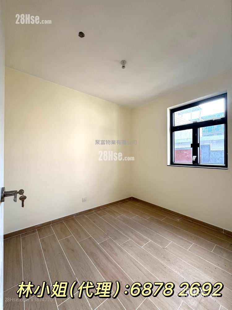 Village Rental 3 Bedrooms , 1 Bathroom