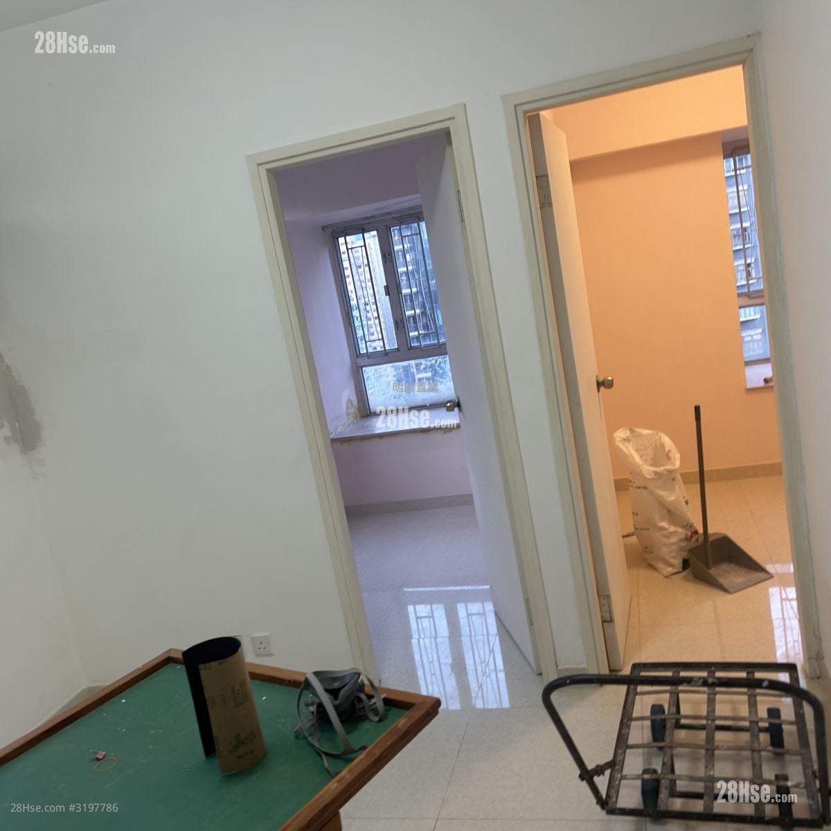 Foo Tat Building Rental 2 Bedrooms 306 ft²