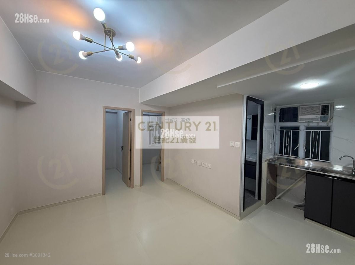 Yau Lee Building Rental 2 Bedrooms , 1 Bathroom 323 ft²