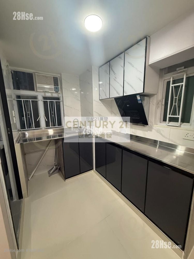 Yau Lee Building Rental 2 Bedrooms , 1 Bathroom 323 ft²