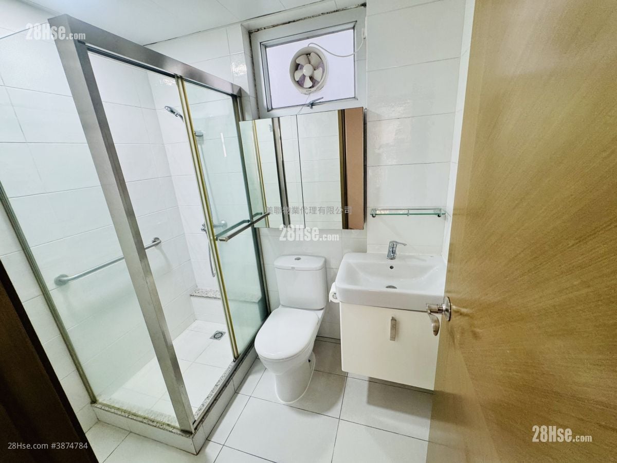 Taikoo Shing Rental 3 Bedrooms , 2 Bathrooms 897 ft²