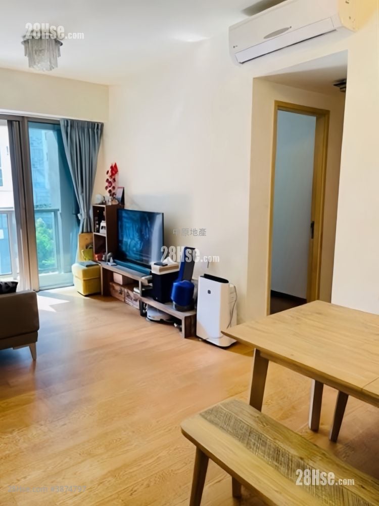 The Papillons Sell 2 Bedrooms , 1 Bathroom 513 ft²