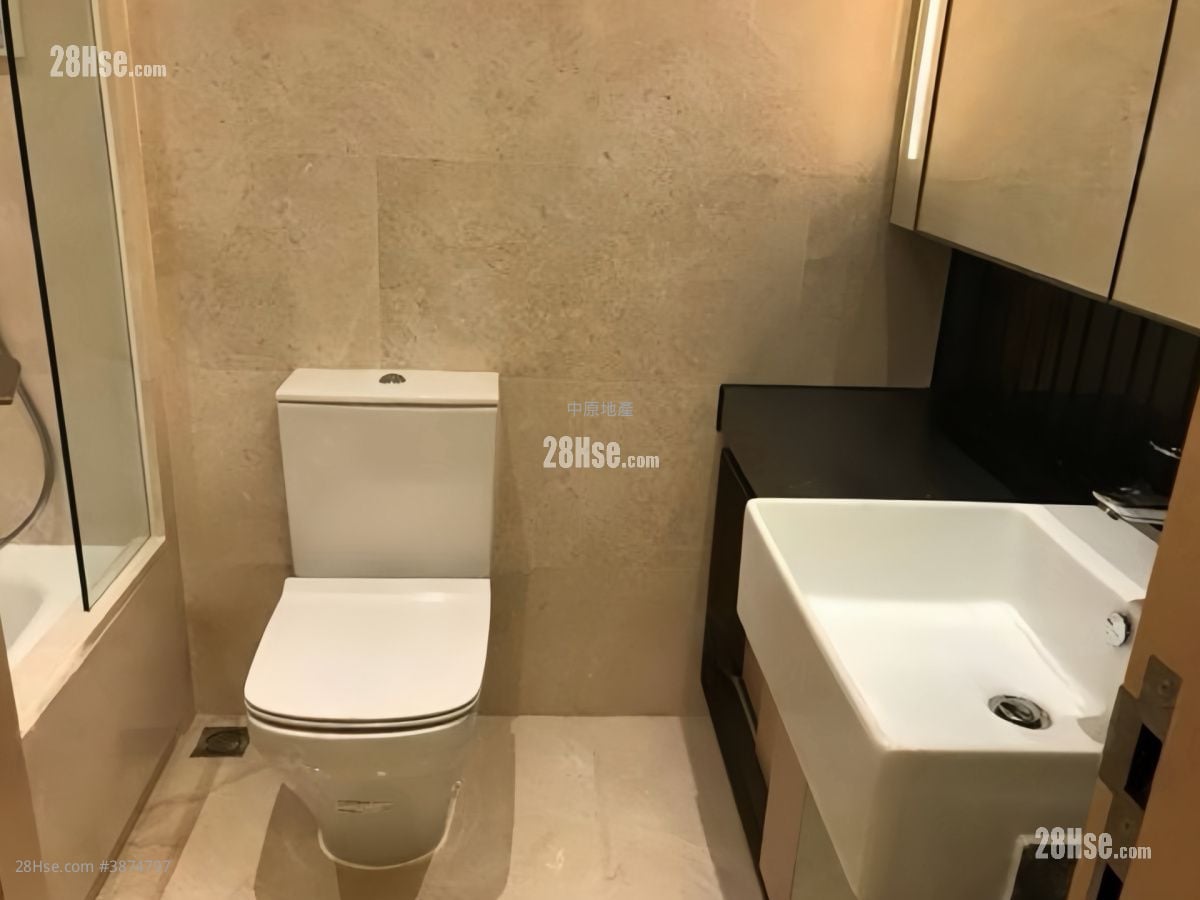 The Papillons Sell 2 Bedrooms , 1 Bathroom 513 ft²
