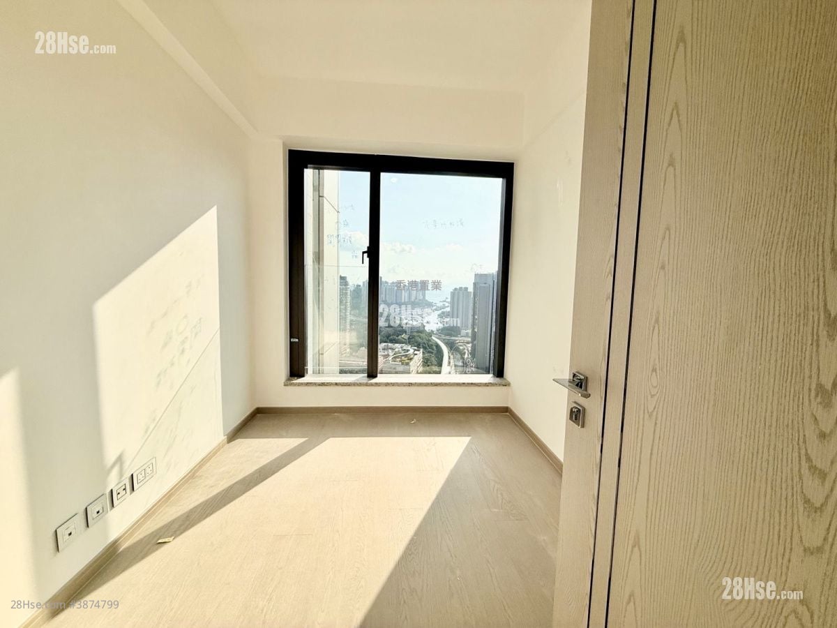 The Southside Rental 4 Bedrooms , 4 Bathrooms 1,267 ft²