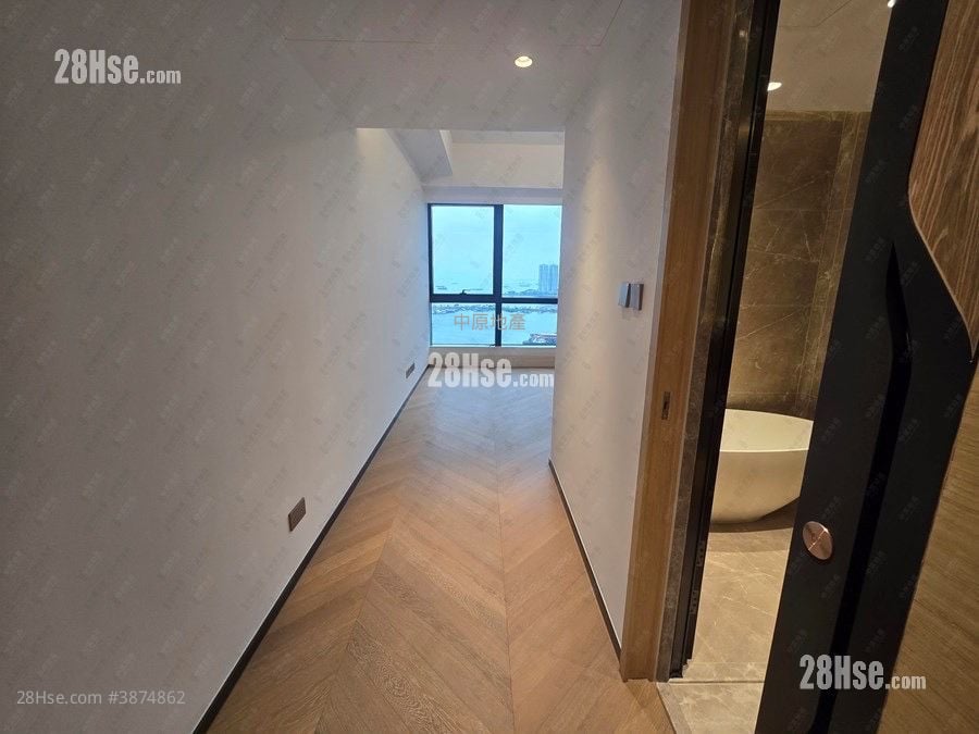 The Wave Rental 1,594 ft²