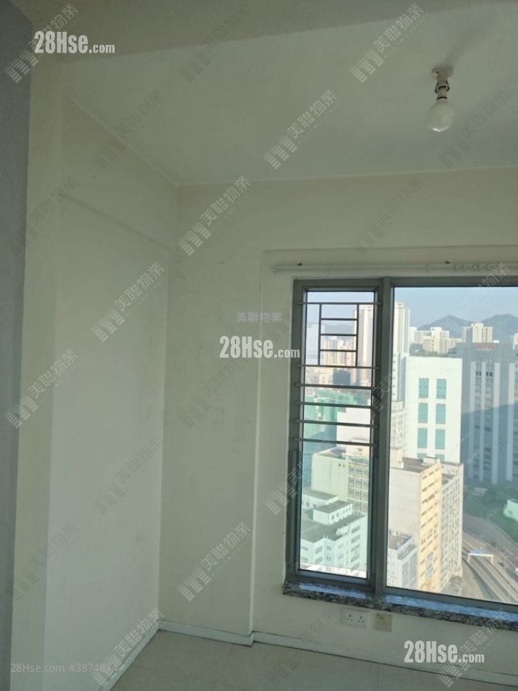 living room: City Point Rental 2 Bedrooms , 1 Bathroom 482 ft²