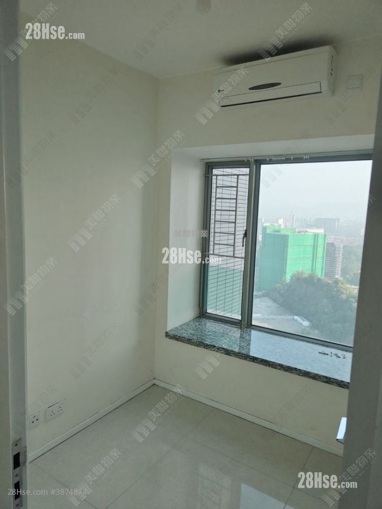 bedroom 2: City Point Rental 2 Bedrooms , 1 Bathroom 482 ft²