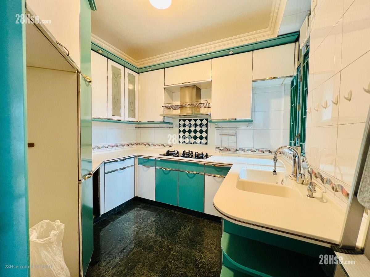 Royal Sea Crest Sell 4 Bedrooms , 3 Bathrooms 1,056 ft²