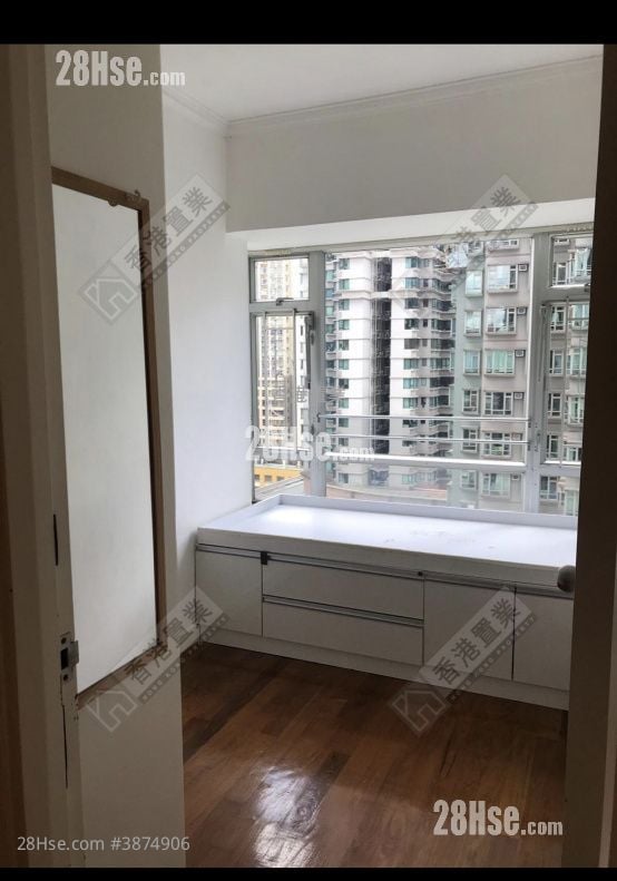 Metro City Sell 2 Bedrooms , 1 Bathroom 363 ft²