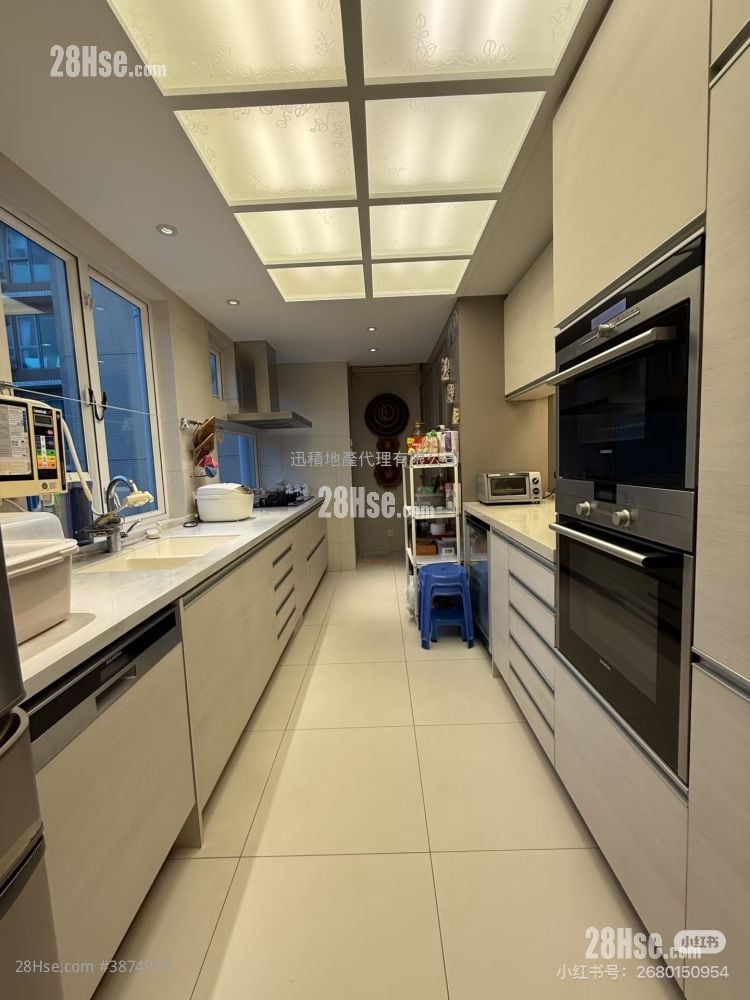 Rosedale Sell 3 Bedrooms , 3 Bathrooms 1,626 ft²