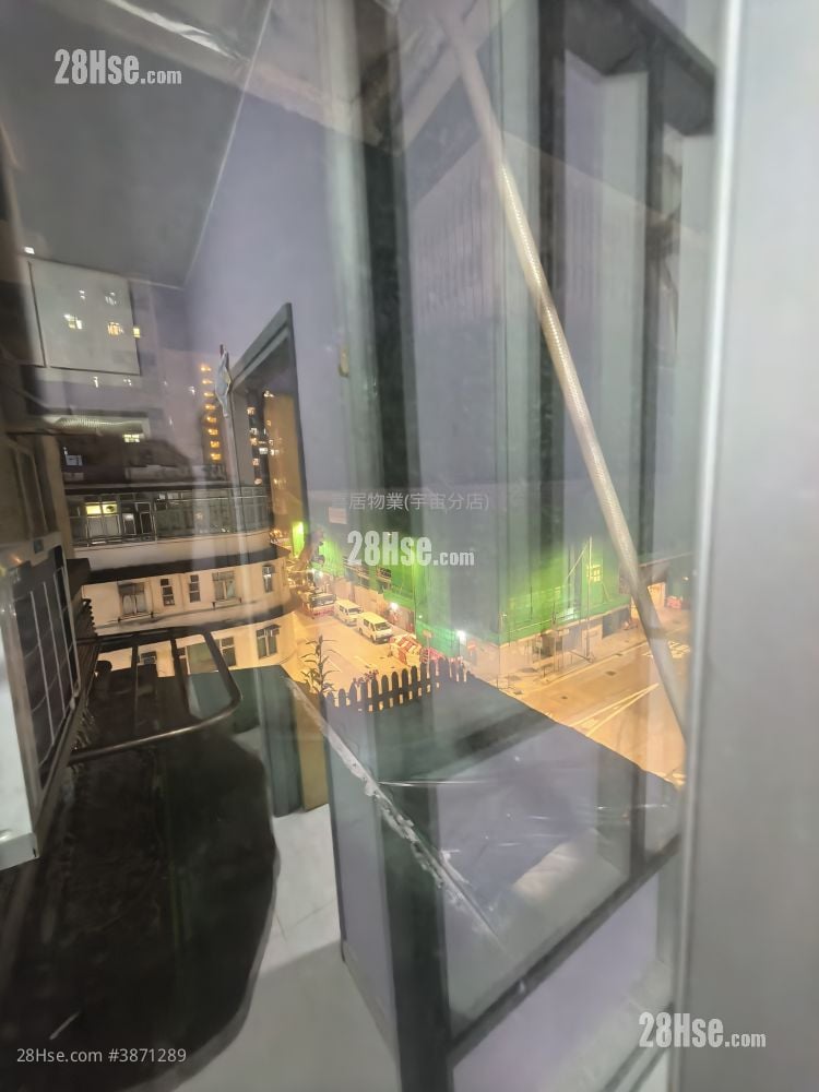 Wing On Building Sell 2 Bedrooms , 1 Bathroom 236 ft²