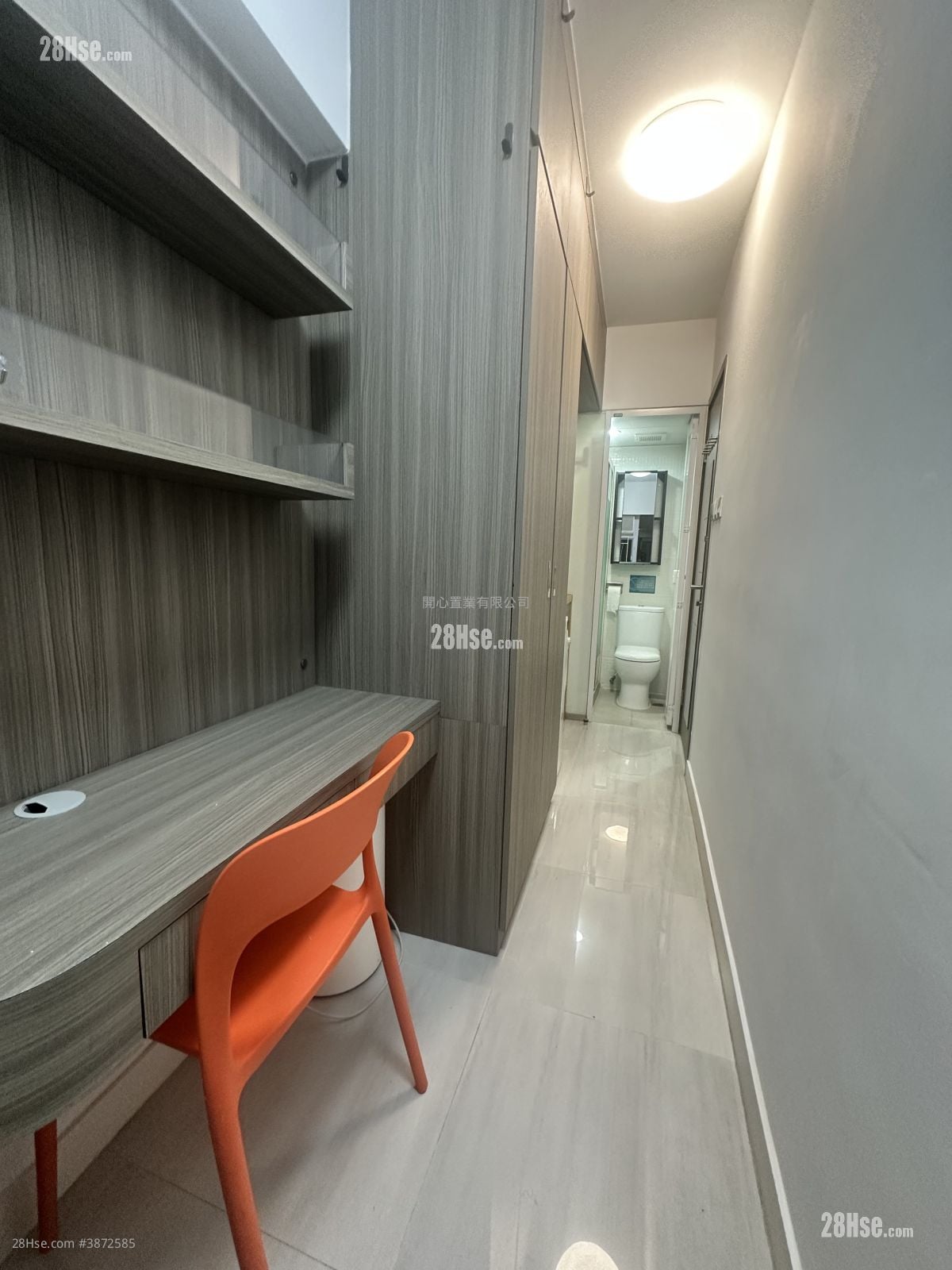 Hang Fat Building Rental Studio , 1 Bathroom 120 ft²