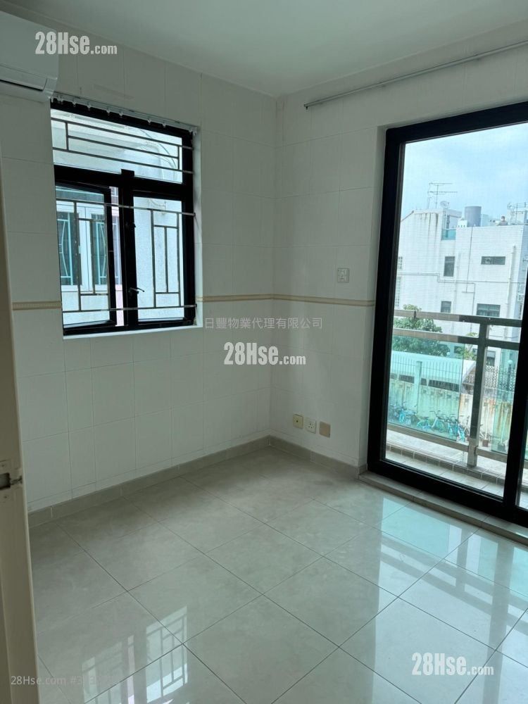 Village Rental 1 Bedroom , 1 Bathroom 300 ft²