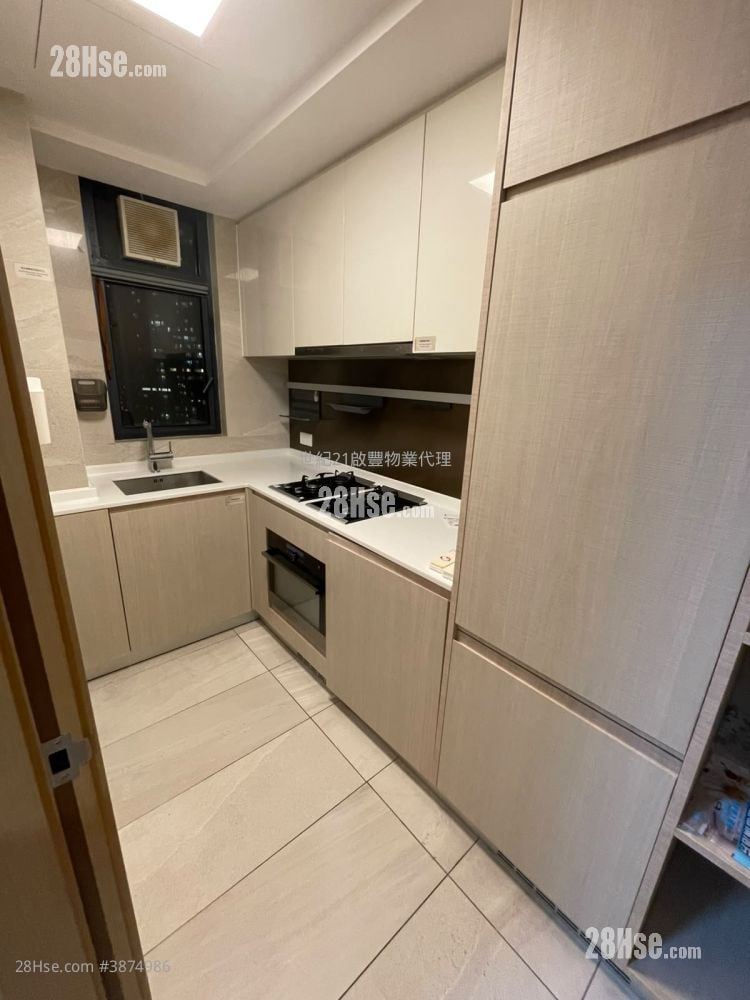 K.city Rental 2 Bedrooms , 1 Bathroom 500 ft²