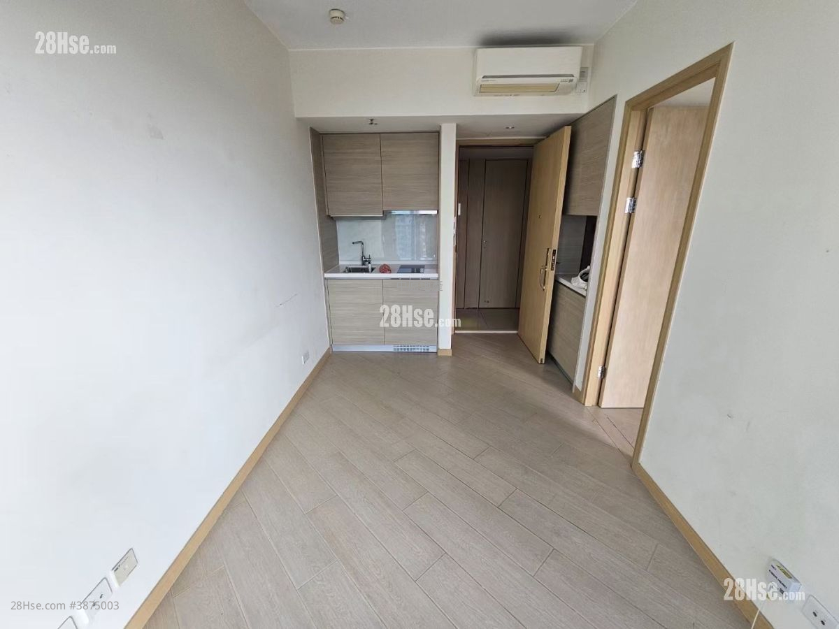 Commune Modern Sell 1 Bedroom , 1 Bathroom 294 ft²