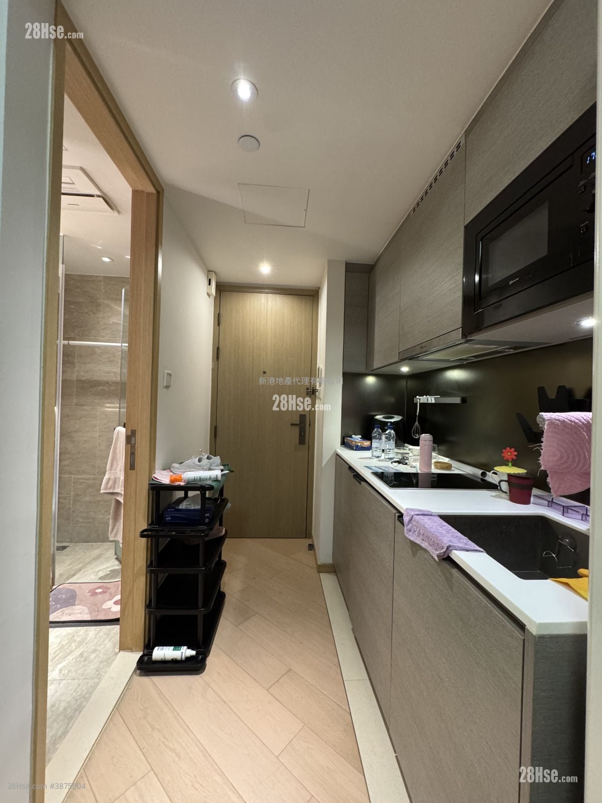 Upper East Rental Studio , 1 Bathroom 228 ft²