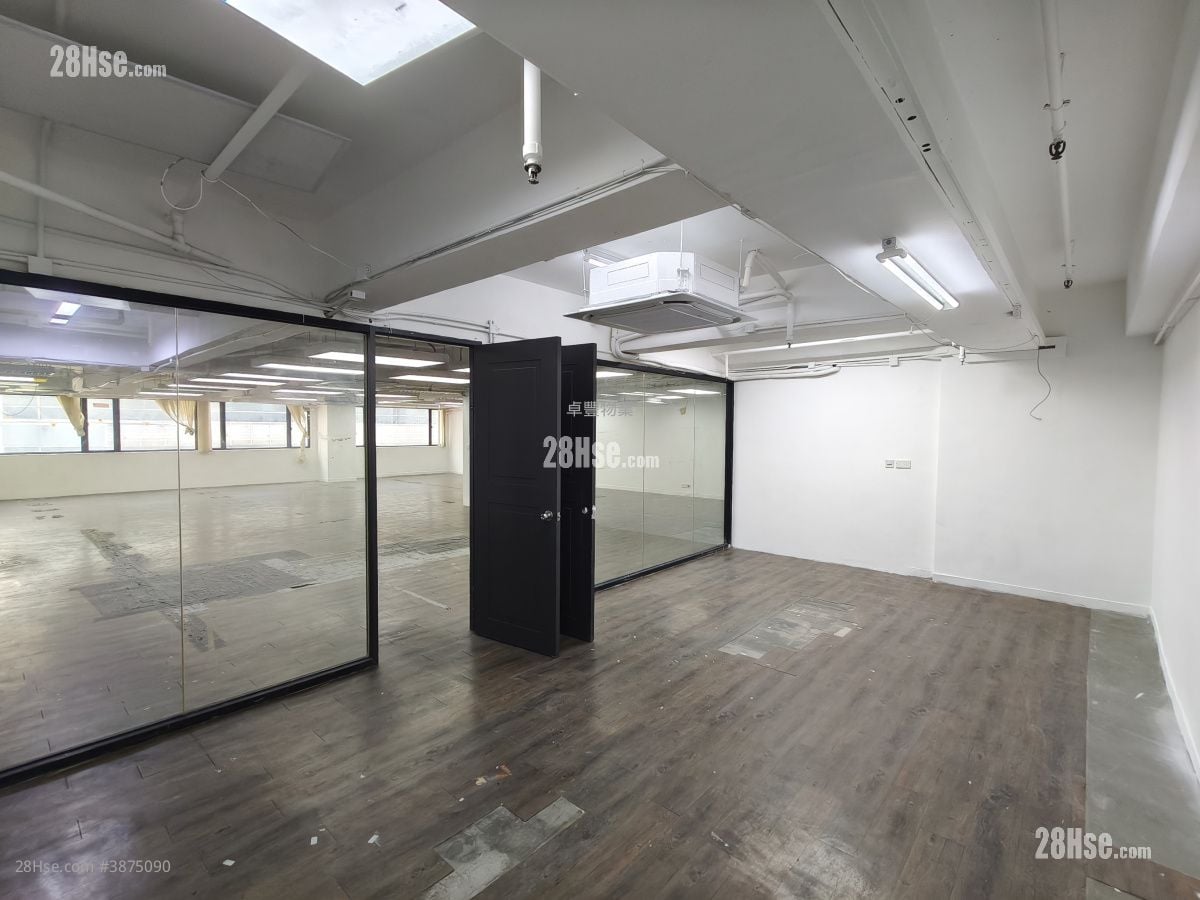Hong Kong Industrial Centre Rental 1 Bedroom , 3 Toilets 2,400 ft²
