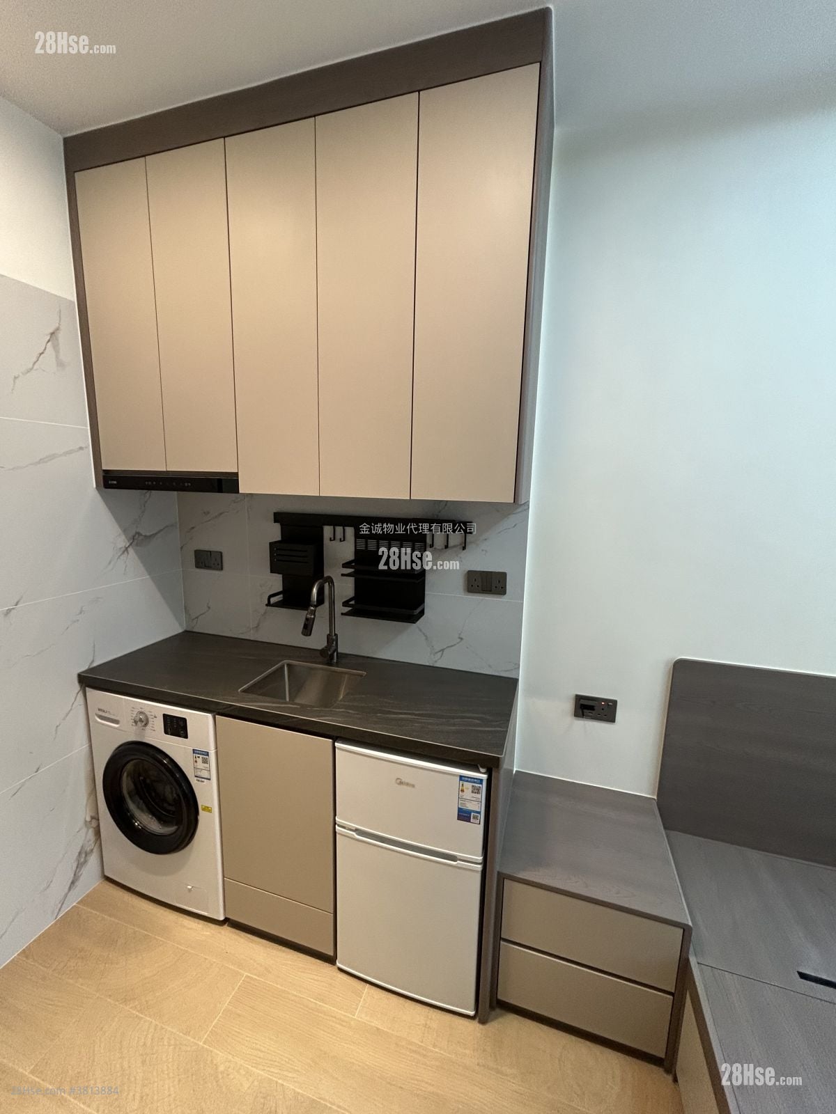 Chinese Mansion Rental Studio , 1 Bathroom 150 ft²