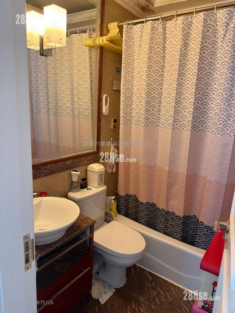 The Cairnhill Sell 3 Bedrooms , 2 Bathrooms 1,062 ft²