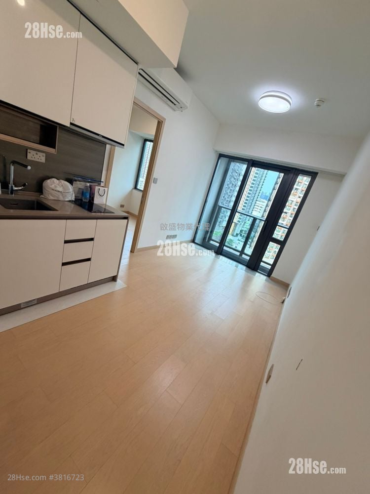K. Summit Rental 1 Bedroom , 1 Bathroom 325 ft²