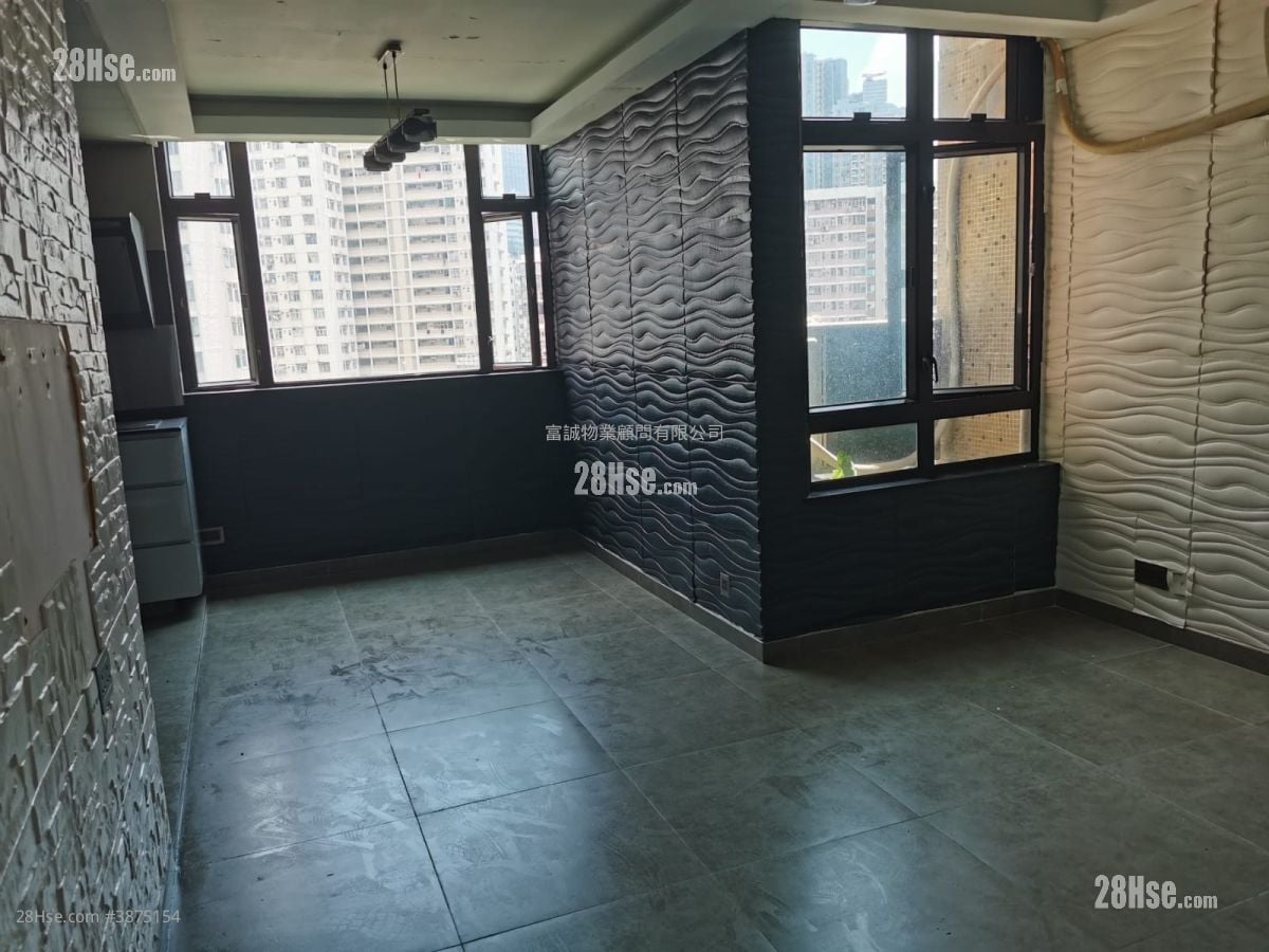 Tsui Ping (North) Estate Sell 2 Bedrooms , 1 Bathroom 381 ft²
