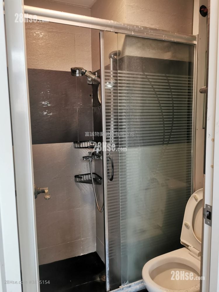 Tsui Ping (North) Estate Sell 2 Bedrooms , 1 Bathroom 381 ft²