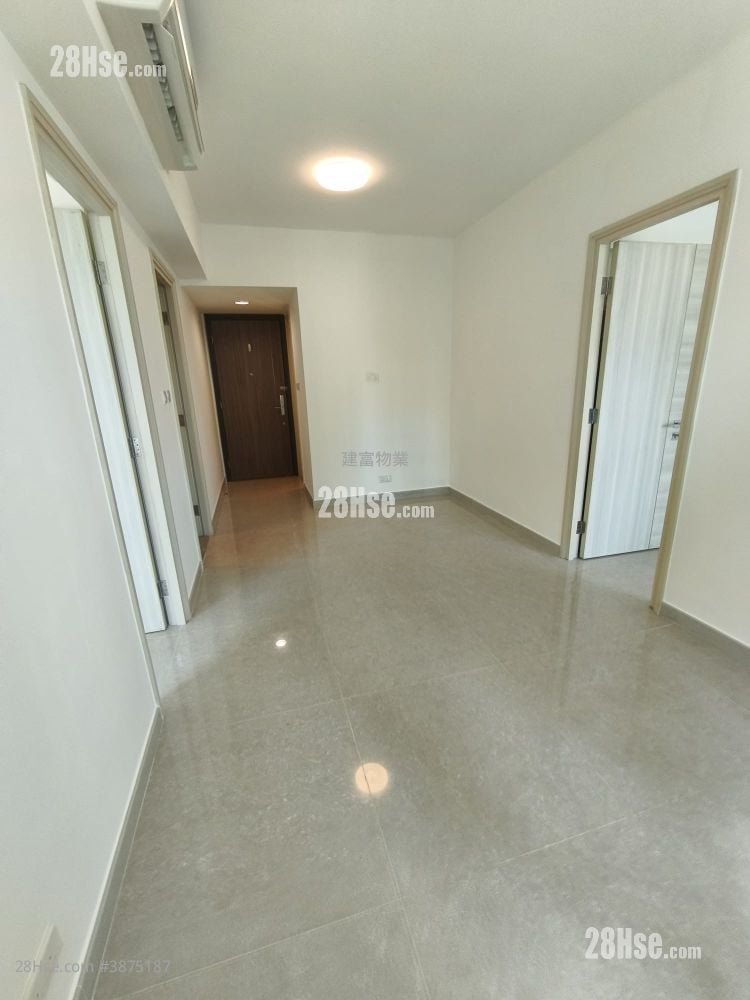 Yuccie Square Sell 2 Bedrooms , 1 Bathroom 430 ft²