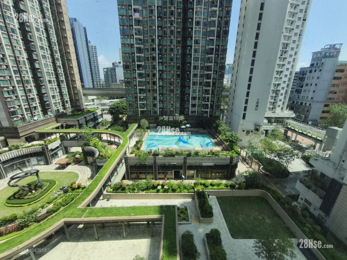 Yuccie Square Sell 2 Bedrooms , 1 Bathroom 430 ft²
