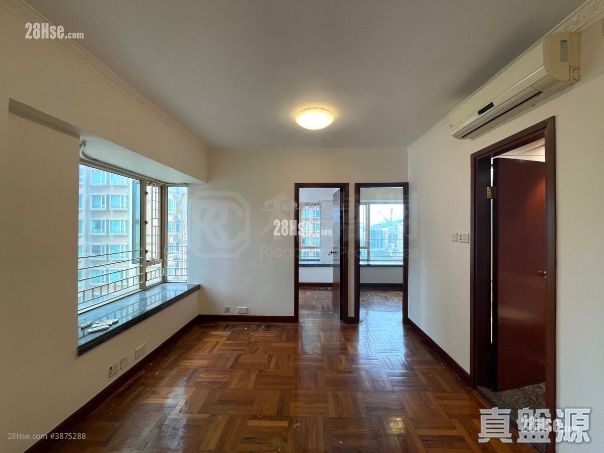 La Cite Noble Rental 2 Bedrooms , 1 Bathroom 377 ft²
