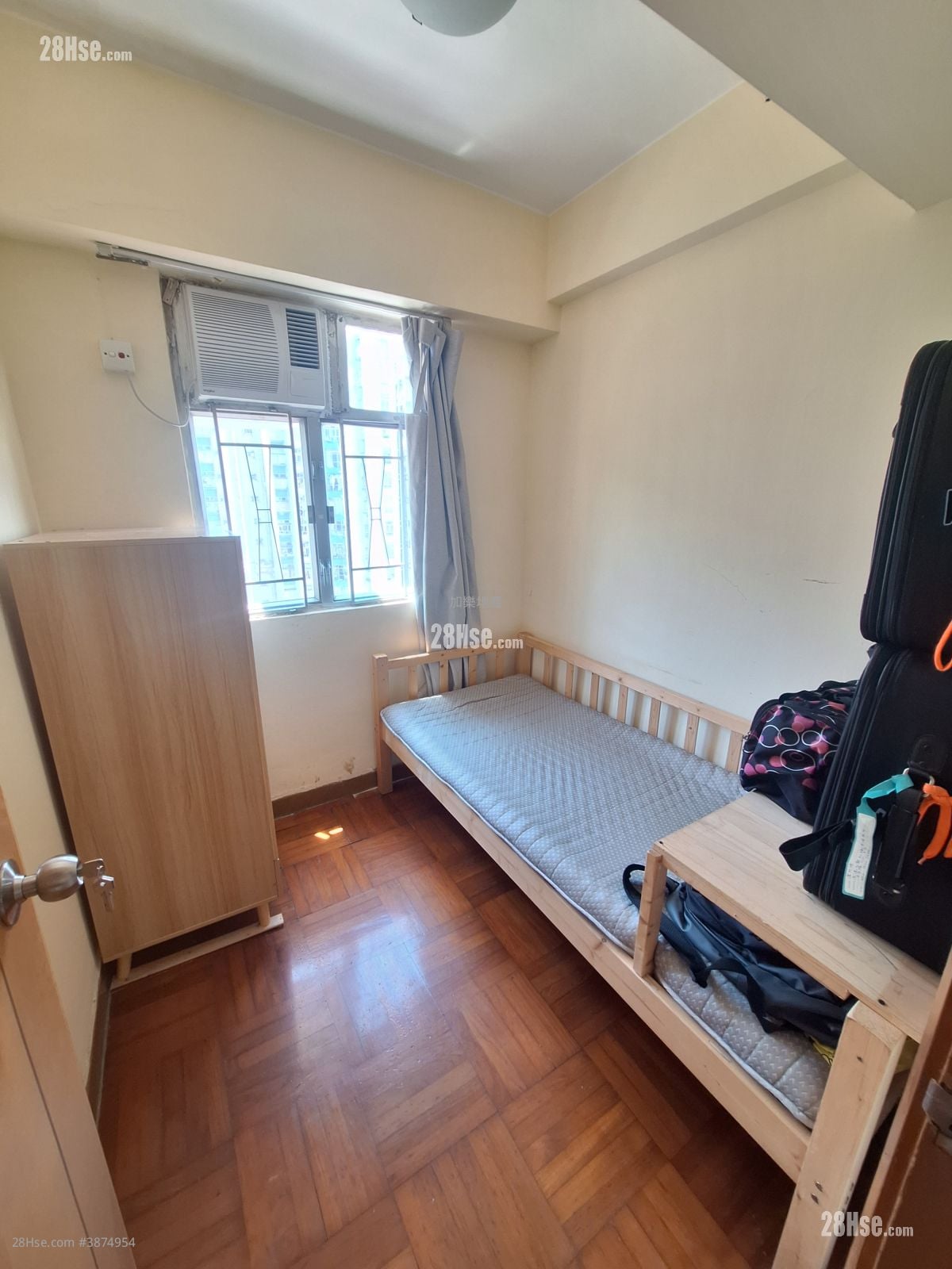 Whampoa Estate Rental 3 Bedrooms , 1 Bathroom 490 ft²