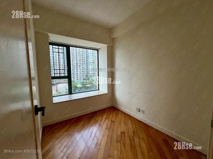 Ocean View Sell 3 Bedrooms 657 ft²