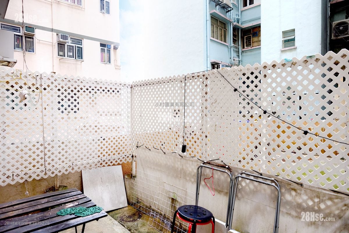 其它: Flat roof