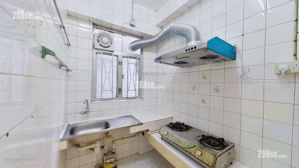 kitchen: 2J Mosque Junction Sell 3 Bedrooms , 2 Bathrooms 522 ft²