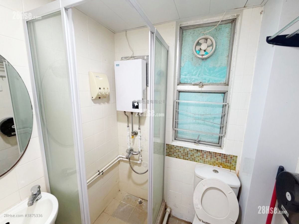 Ko Kie Building Rental 2 Bedrooms , 1 Bathroom 268 ft²