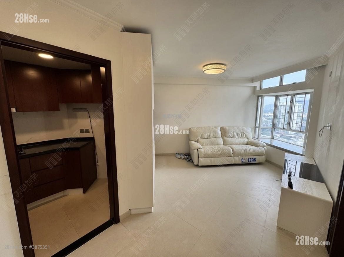 Kingswood Villas Sell 2 Bedrooms 442 ft²