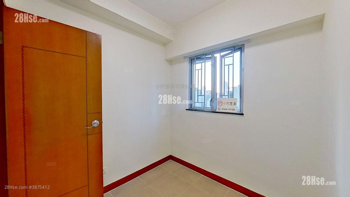 bedroom 2: Tung Tze Terrace Rental 2 Bedrooms , 1 Bathroom 451 ft²