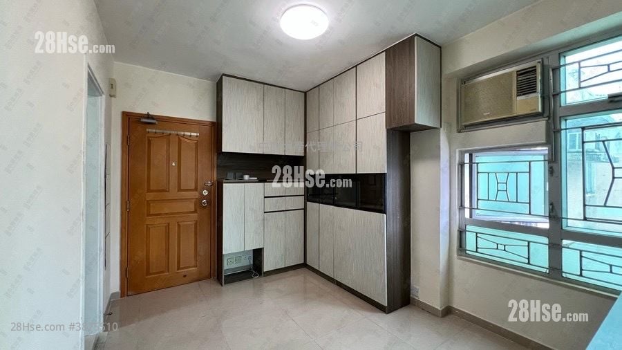 Plover Cove Garden Sell 2 Bedrooms , 1 Bathroom 343 ft²