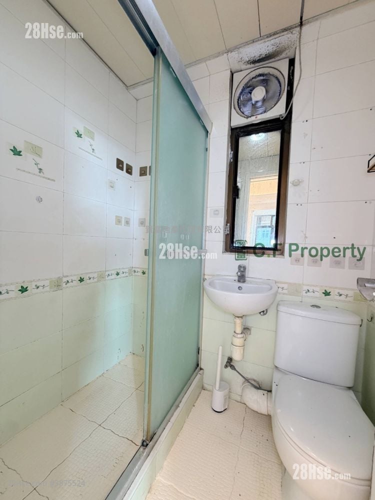 Kwai Fook Building Rental 2 Bedrooms , 1 Bathroom 385 ft²