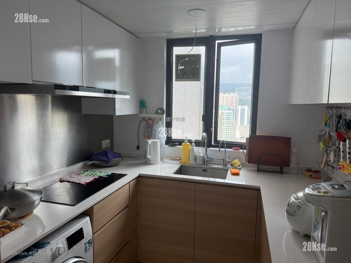Chelsea Court Sell 3 Bedrooms , 2 Bathrooms 646 ft²