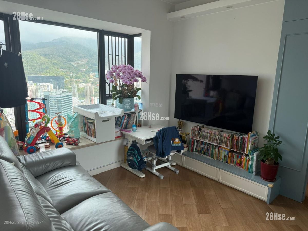 Chelsea Court Sell 3 Bedrooms , 2 Bathrooms 646 ft²
