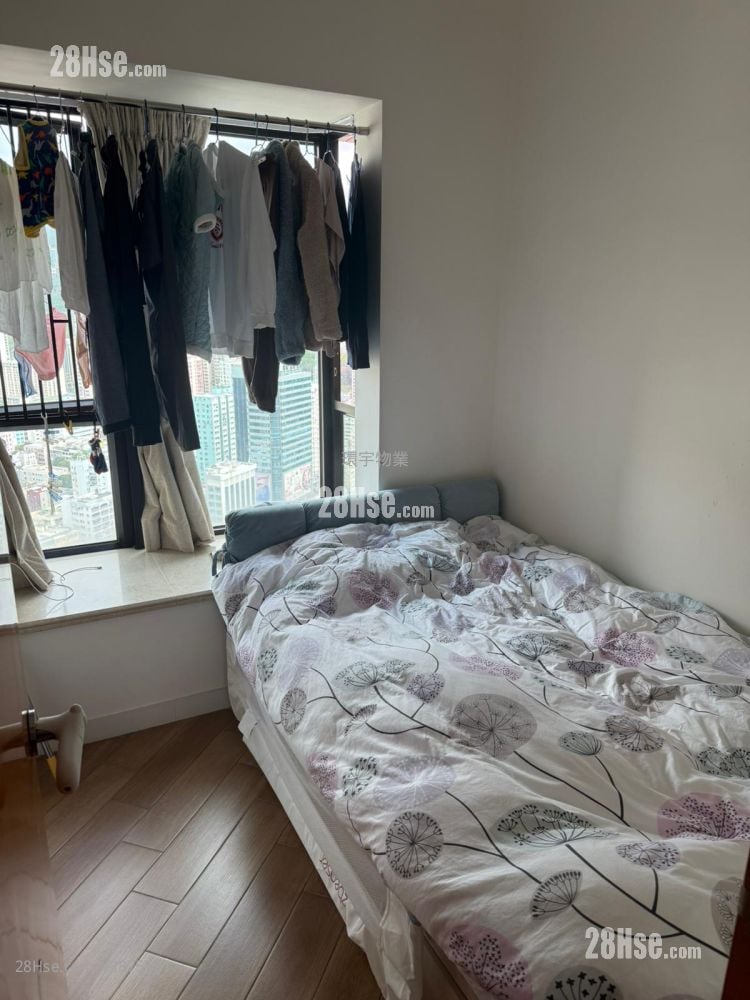 Chelsea Court Sell 3 Bedrooms , 2 Bathrooms 646 ft²