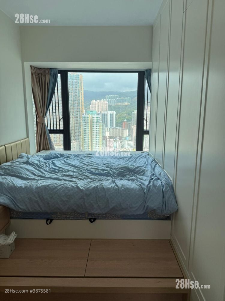 Chelsea Court Sell 3 Bedrooms , 2 Bathrooms 646 ft²